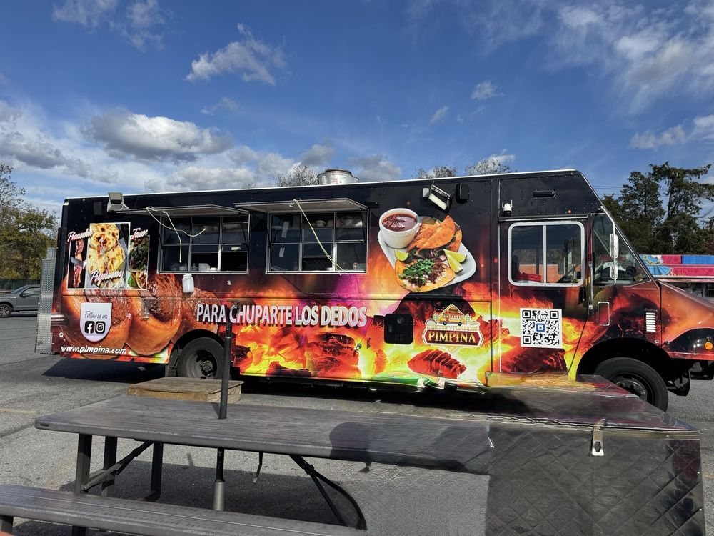 Taqueria y Pupuseria Pimpina food truck preview image